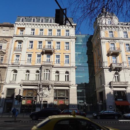 Erzsebet Boulevard Apartment Budapeste Exterior foto